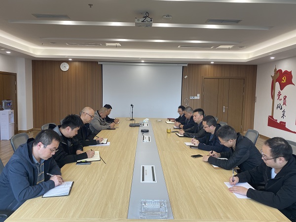 市場營銷中心組織召開市場開發(fā)人員能力提升專題討論會.jpg